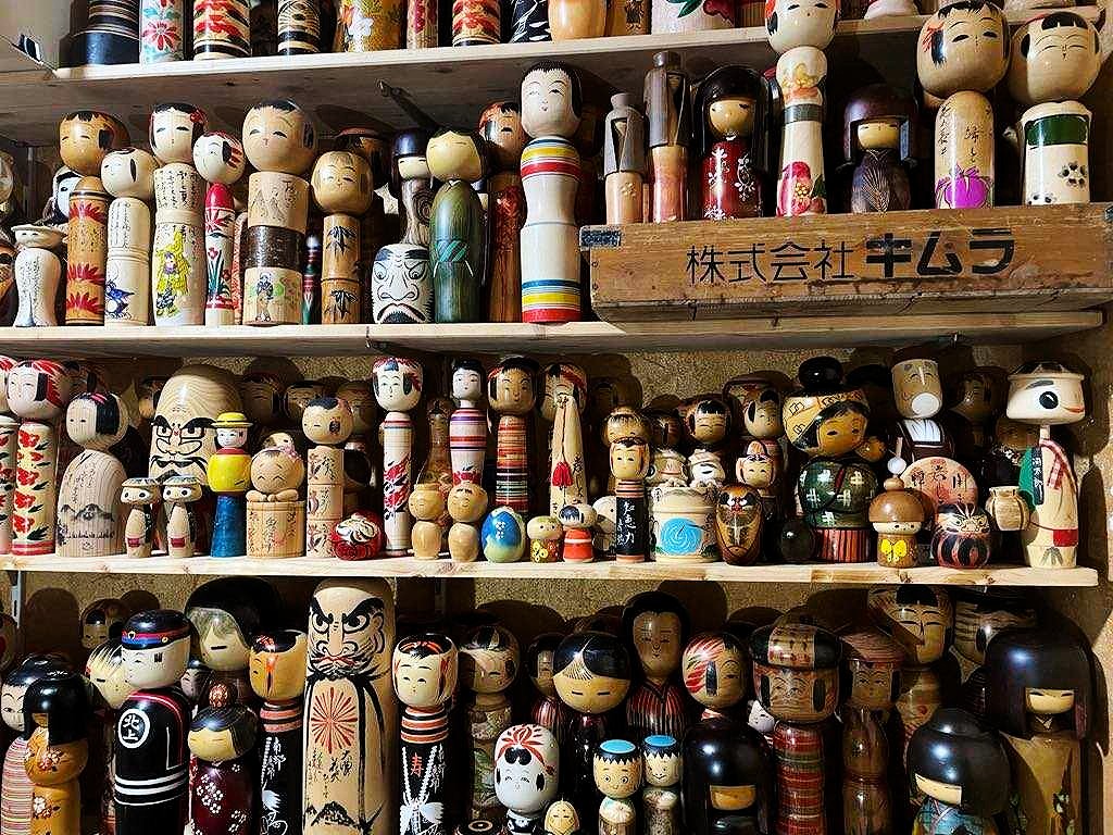 L'ADDICTION  KOKESHI